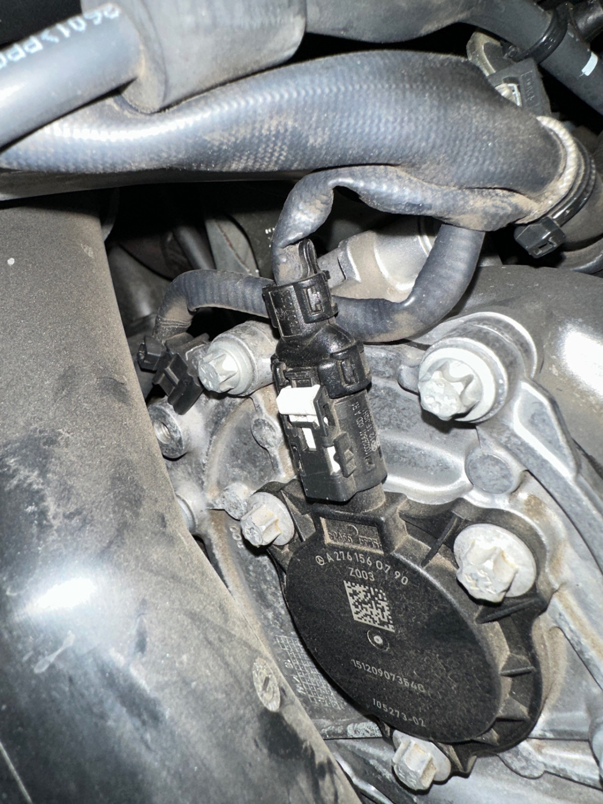 W205 C180 M274 Steckergehäuse erneuern am Nockenwellenversteller