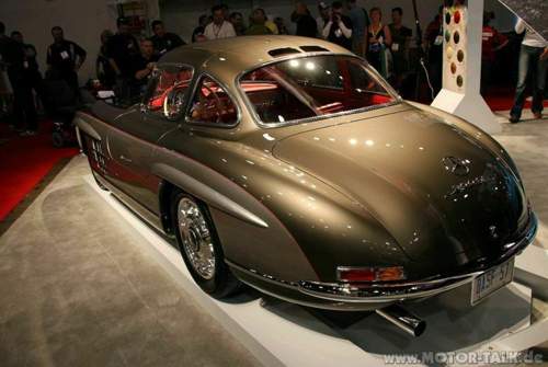 Chip Foose SEMA 2010.1