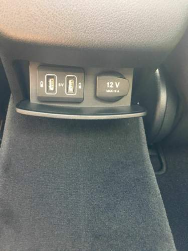 USB im Fond.jpg