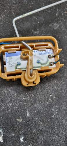 W221 Tanksensor links2