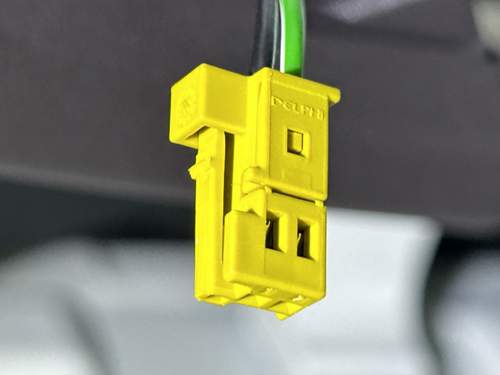 Stecker Lautsprecher S560