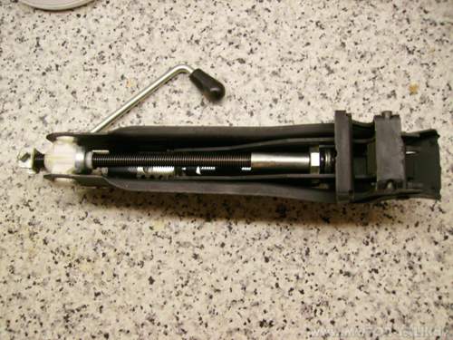 Wagenheber-caddy-003