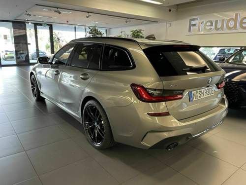 BMW 330e xDrive