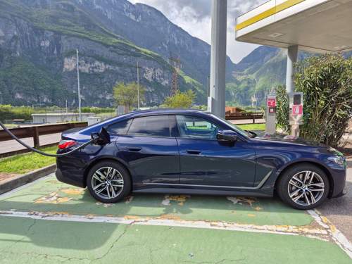 I4 beim Autogrill 2