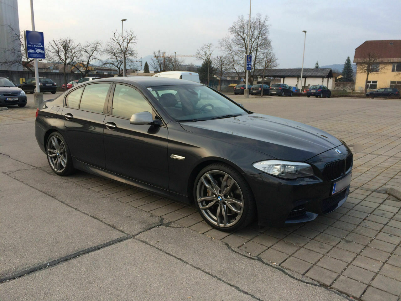 Wartezimmer M550d