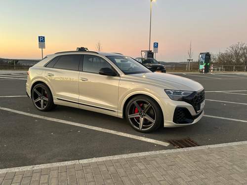 Audi Q8, vikunjabeige.jpg