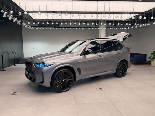 X5 M60i