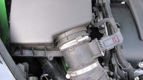 Luftfiltergehäuse beim 1.4 Turbo