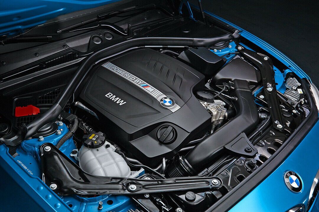 BMW überarbeitet den älteren N55-Motor, er gilt als robust. Den neueren B58 auf die entsprechende Leistung zu bringen wäre teurer geworden
