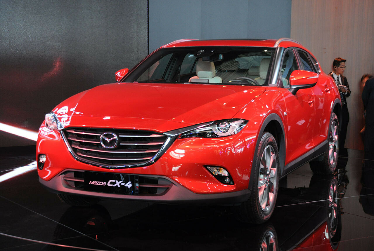 Der Mazda CX-4 ähnelt als Serienmodell der Studie Koeru, die im vergangenen Jahr in Frankfurt auf der IAA zu sehen war