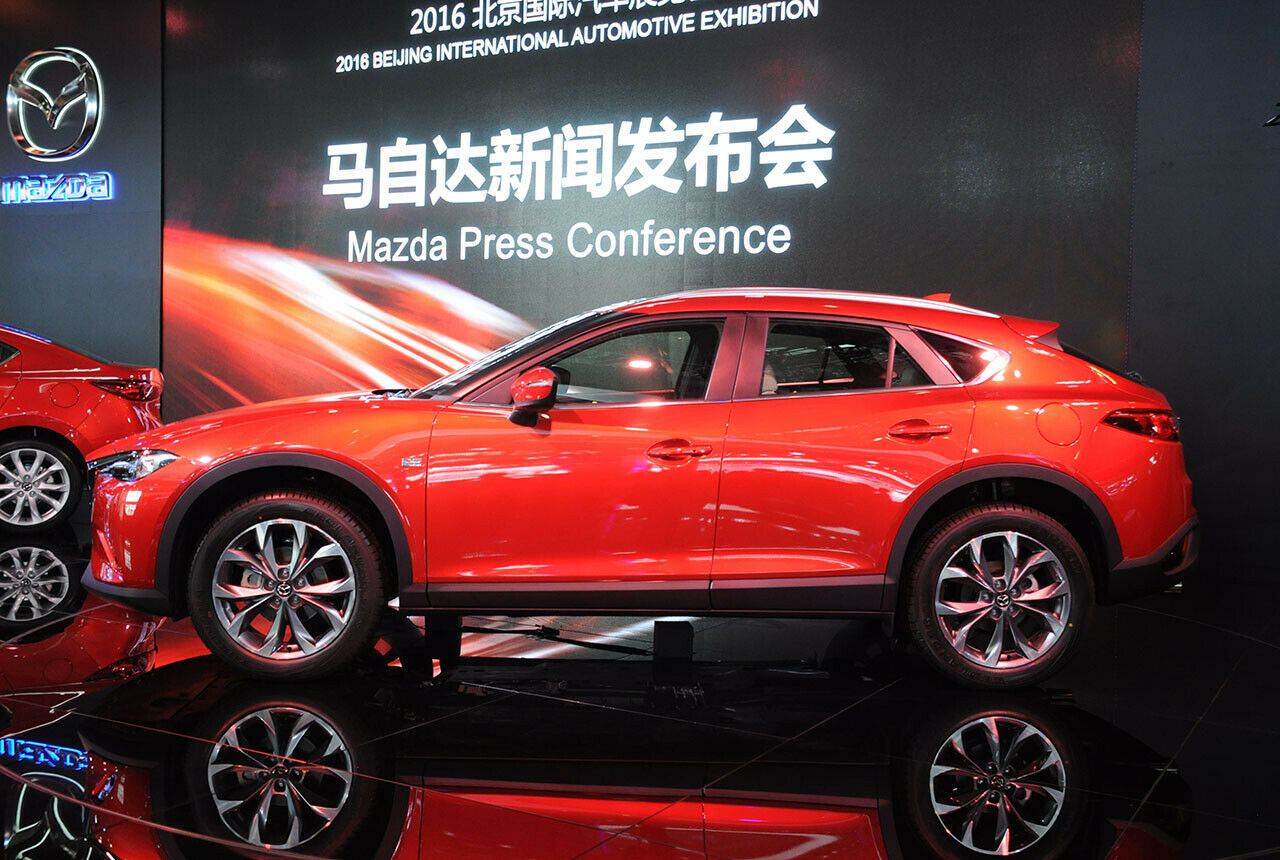 In Peking auf der Auto China wurde das Serienmodell des Mazda CX-4 der Öffentlichkeit gezeigt