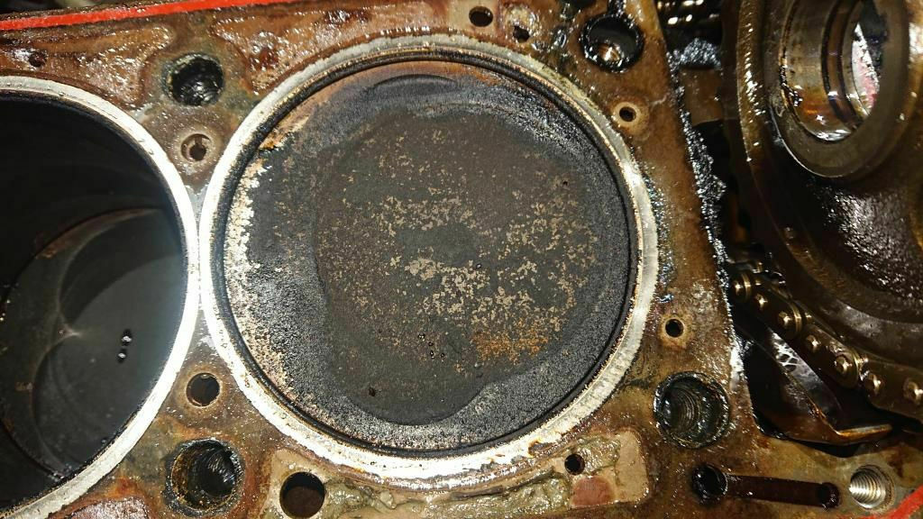 Warum man Zylinderkopfschrauben nicht wiederverwenden sollte, M102 Zylinderkopfdichtung tauschen
