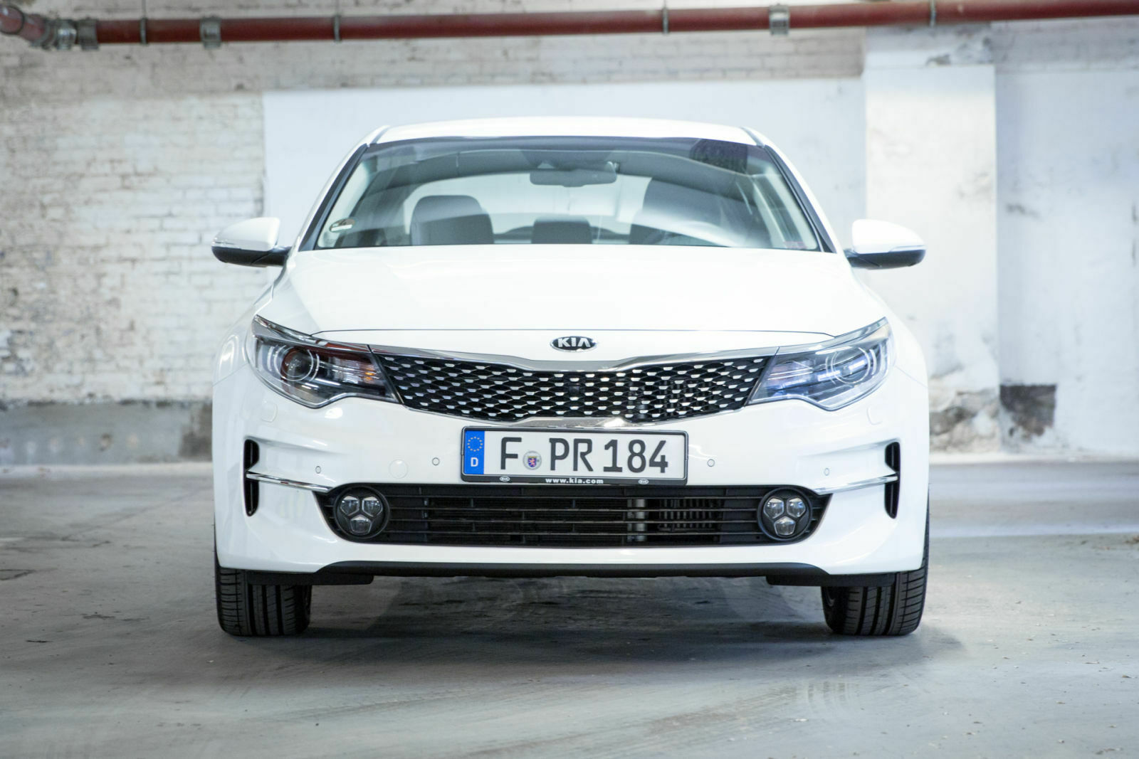 Eine große Limousine vom Koreaner - Auf das Design des Optima wurden wir positiv angesprochen