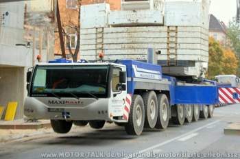 beeindruckendes-ungetuem-diser-achtachsige-liebherr-85503