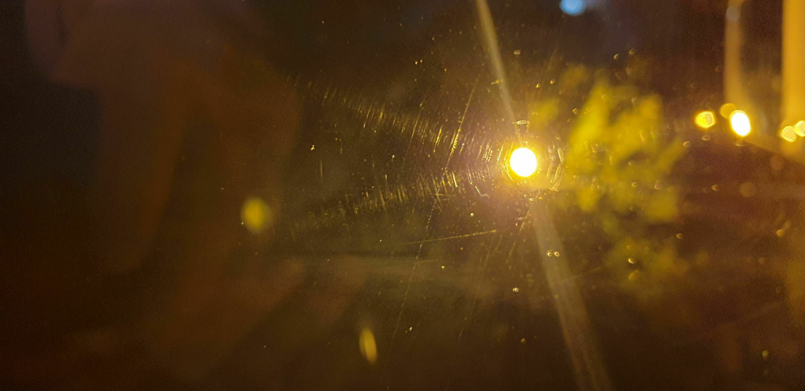 Was gibt es für gute Methoden Windschutz-und Fensterscheiben aufzubereiten?