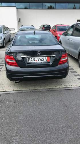 So sah er ohne getoente Scheiben aus.jpg