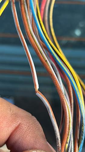 Geknickte Kabel