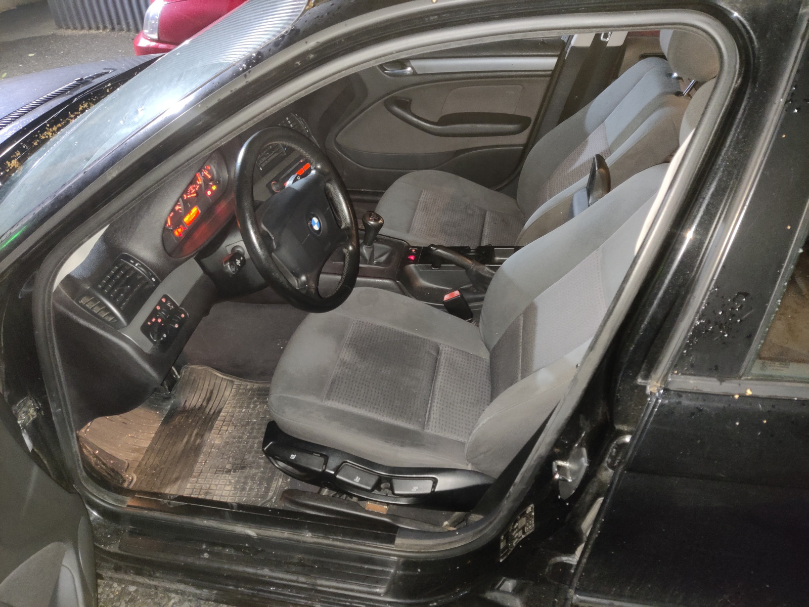 Was habt ihr heute alles für euren E46 getan?