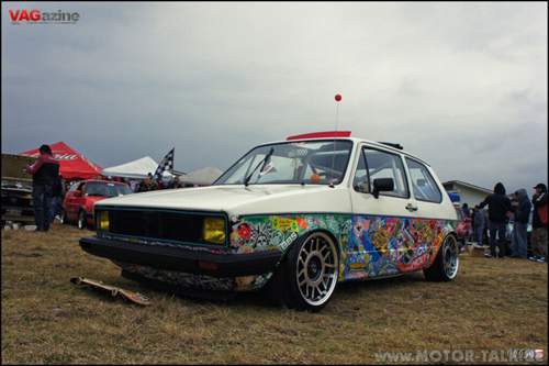 Stickerbomb-4