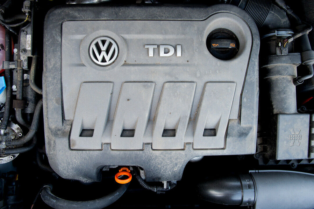 Der VW-Skandal hat die Politik aufgerüttelt. Im Raum stehen strenger Abgsas-Tests und die Frage, ob Steuervorteile für Selbstzünder gestrichen werden sollen