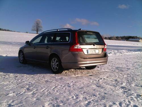 V70 im Schnee