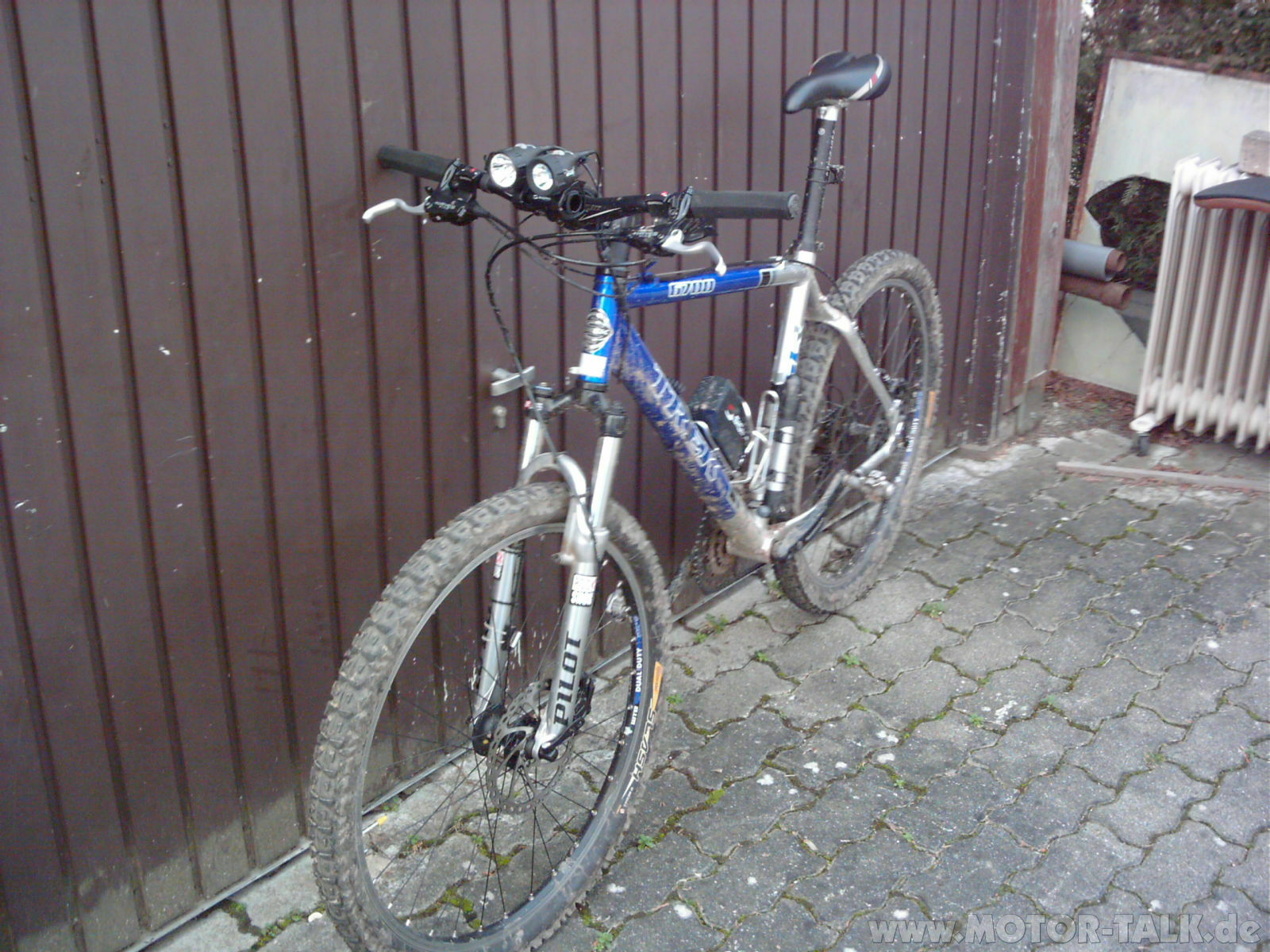Was steht bei euch so in der Garage oder vorm Haus?