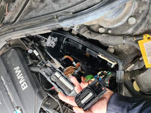 Motorraum Steuerelement