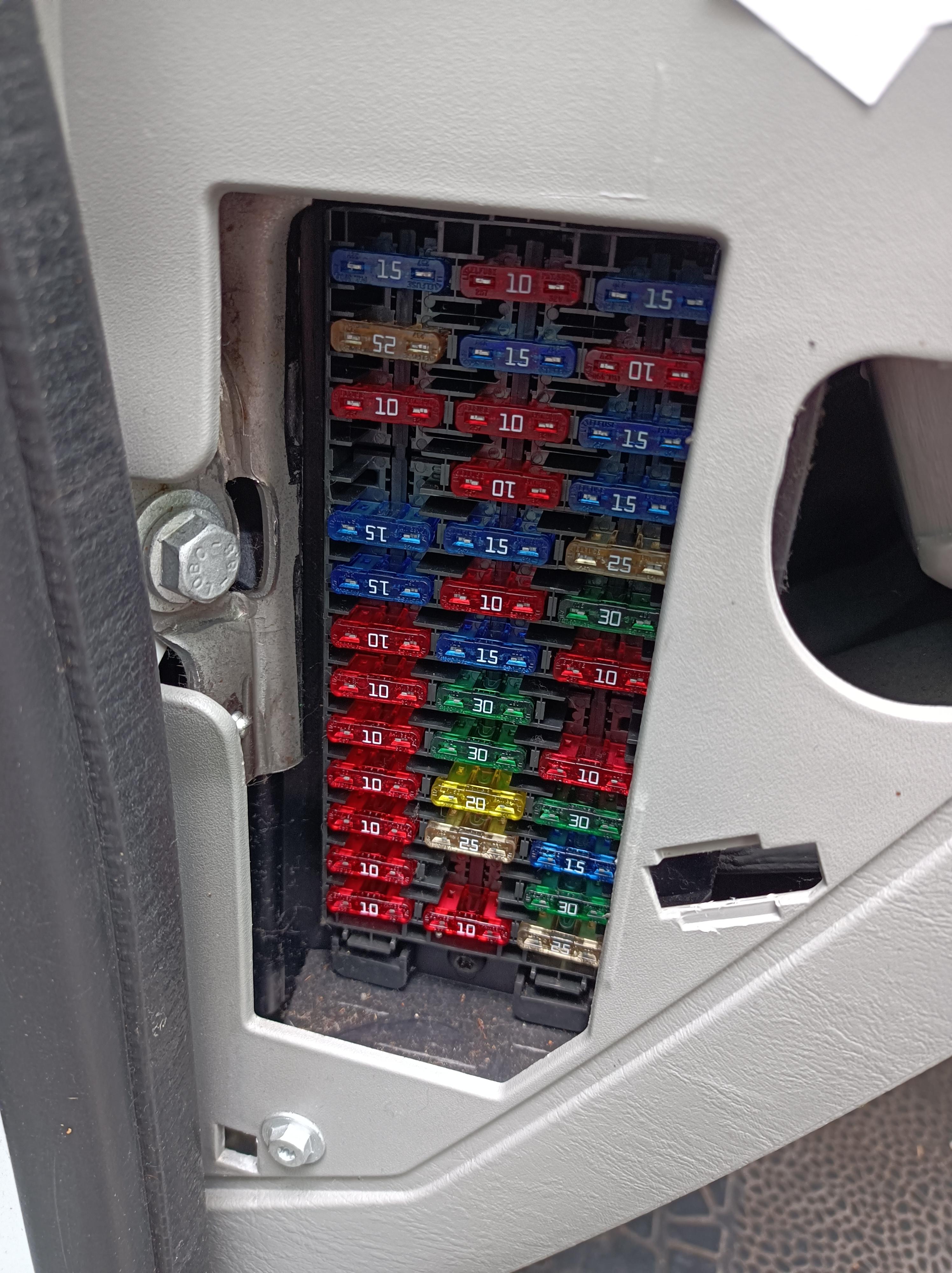 Waschwasserpumpe, Scheibenreinigung OPEL VIVARO A Kasten (X83) 2.0 CDTI