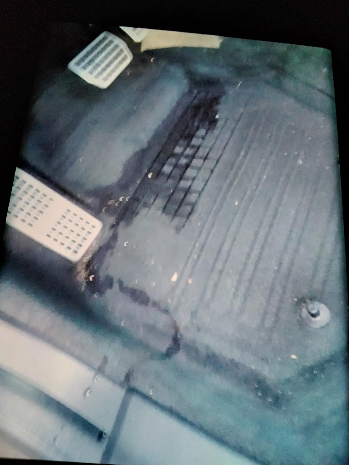 Wasser im Fußraum V60 BJ 20126 (kein Schiebedach)