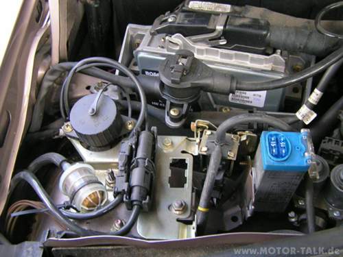 P9047268