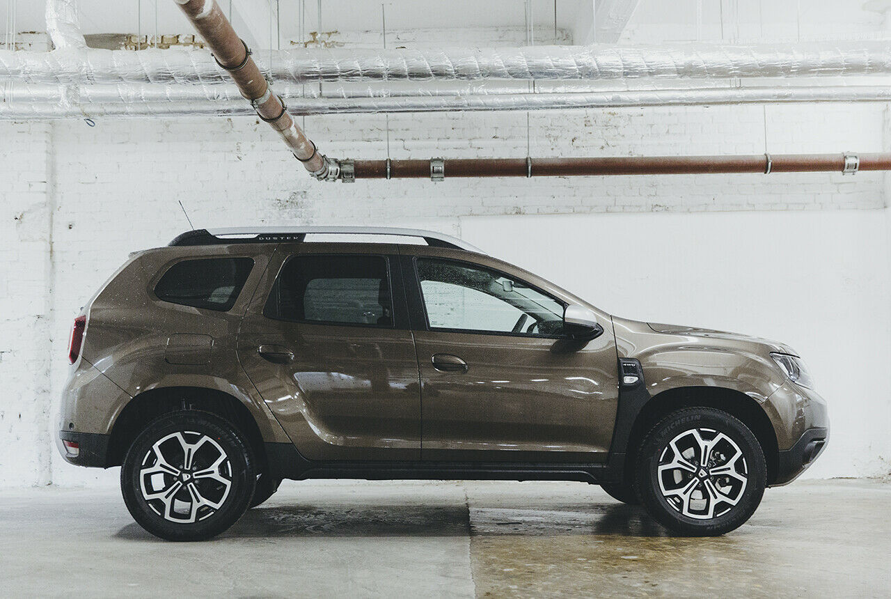 Sieht aus wie der seit 2010 bekannte Duster der ersten Generation? Jedes einzelne Karosserieteil ist neu, betonte Dacia bei der Präsentation im Herbst 2017