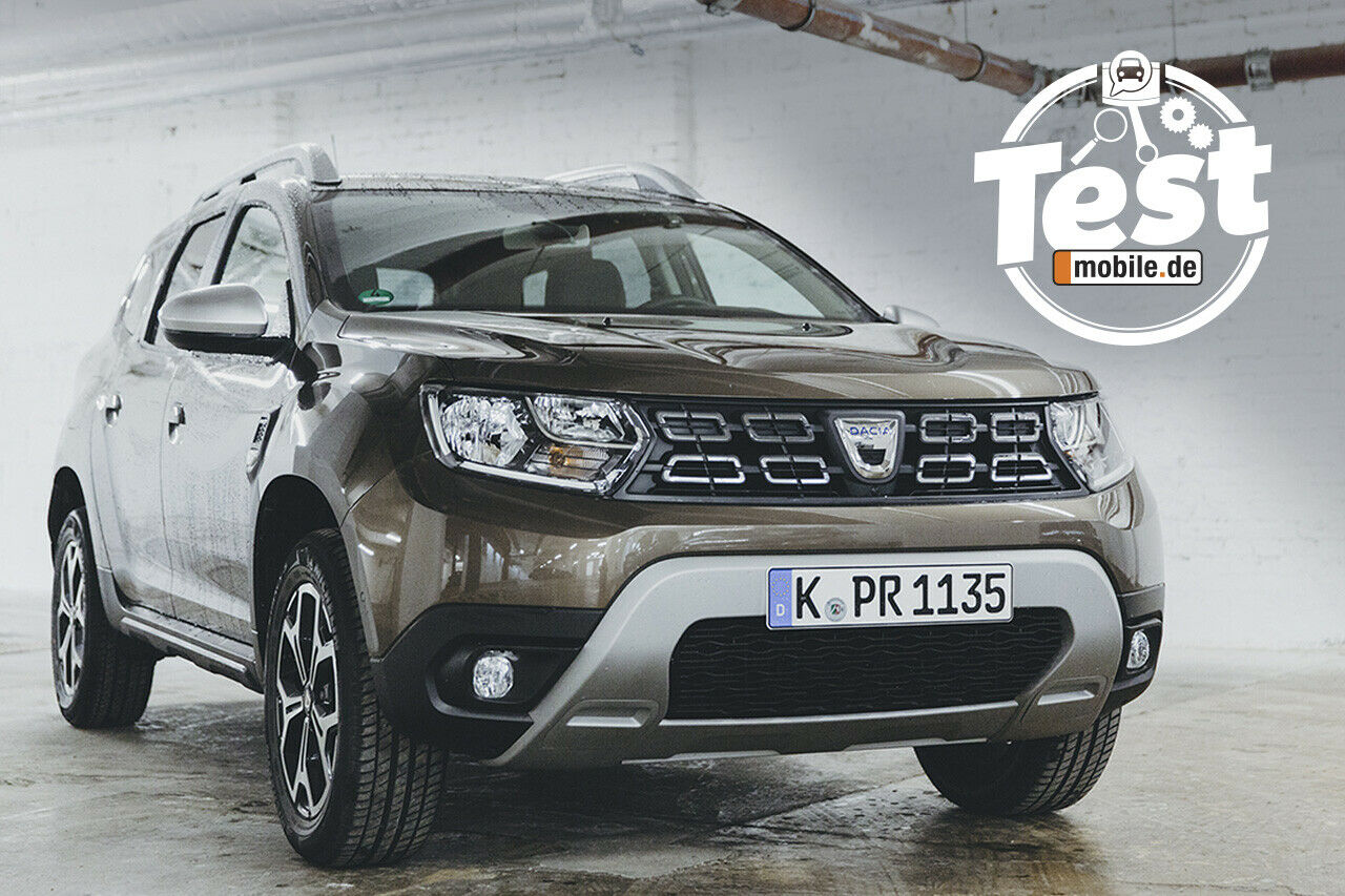 Der Dacia Duster ist das günstigste SUV auf dem deutschen Markt. Wir versuchten, das im Alltagstest weitestgehend auszublenden. Auch, weil unser Testfahrzeug mit Allrad und 1,5-Liter-Turbodiesel beinahe doppelt so teuer wie das Basismodell ist