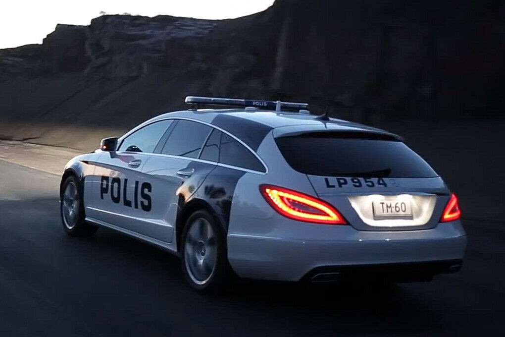 Das neue Auto verdanken die Polizisten einem Magazin