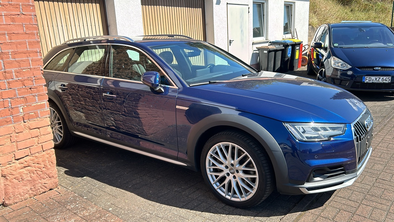 Welche Felgenfarbe bei Blauem Auto?