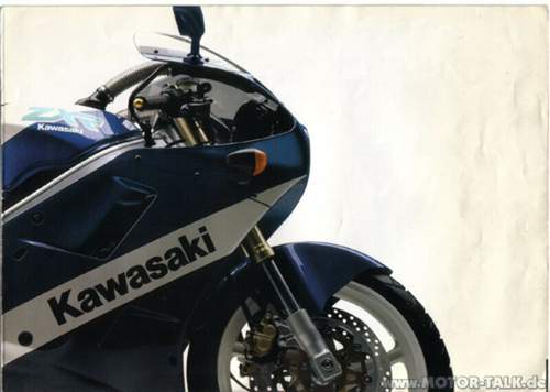 Zxr250-brochure-pg3