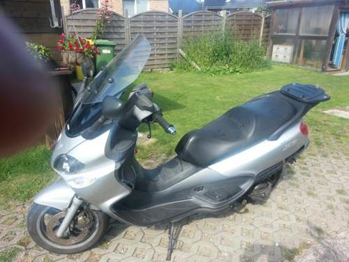 Piaggio X9 500