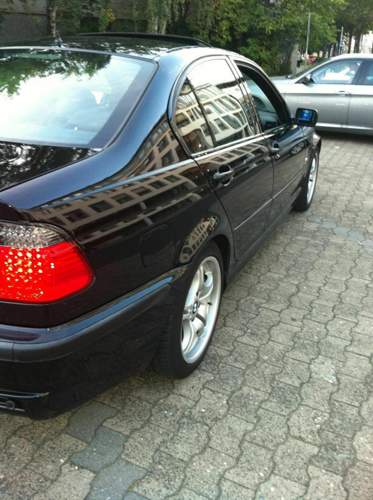 1. BMW E46 328i.jpg