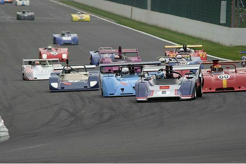 weltrekordversuch-auf-dem-hockenheimring-supersportscup-2011-f498x333-f4f4f2-c-8054e770-472949