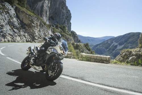 Im Test lag der Verbrauch der Triumph Tiger Sport zwischen 5,0 und 6,3 Liter