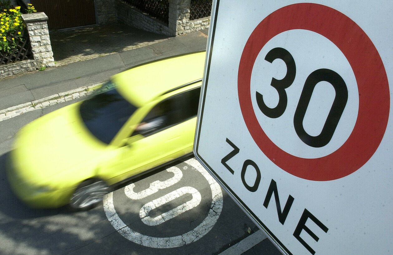 Bislang können Tempo-30-Zonen auf Hauptstraßen nur dann eingeführt werden, wenn nachgewiesen wird, dass ein erhöhtes Unfallrisiko besteht