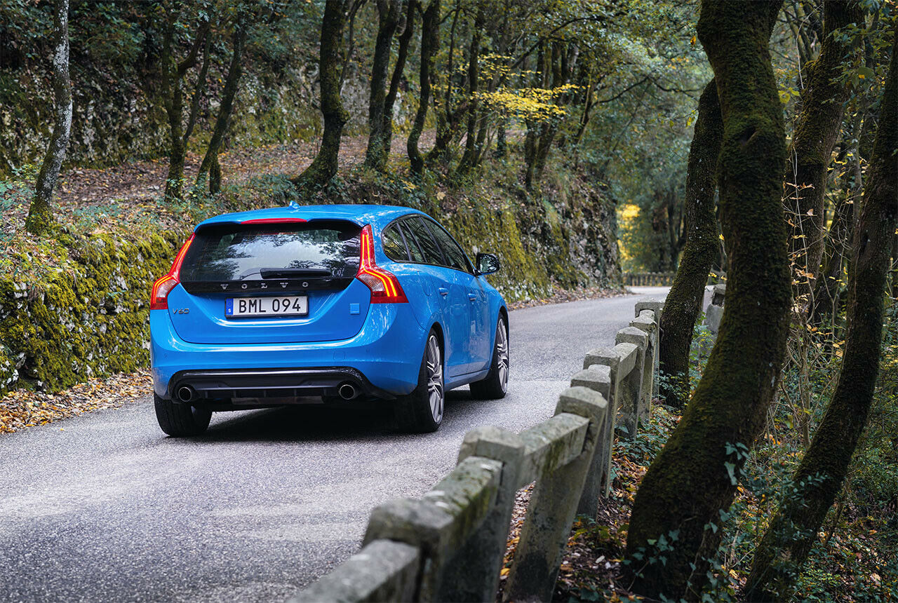 Das Heck von Volvo V60 Polestar und S60 Polestar...