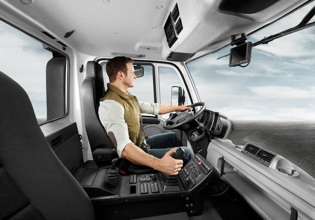 Das Fahrerhaus des Unimogs ist um 12 Zentimeter länger als zuvor