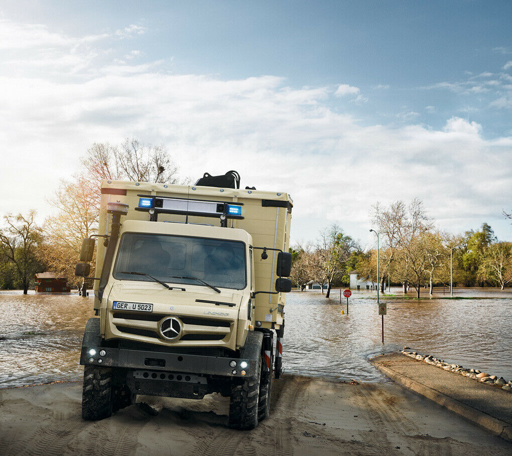 Der neue Unimog hat eine Wattiefe von 120 Zentimeter