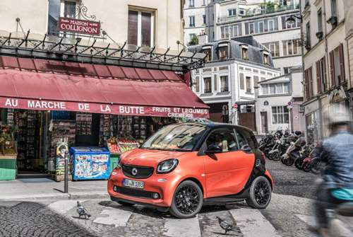 Beim Smart versucht Daimler den Partikel-Ausstoß mit einem anderen Motormanagement in den Griff zu bekommen