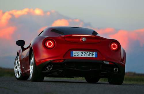 Auch von hinten sieht der Alfa 4C toll aus