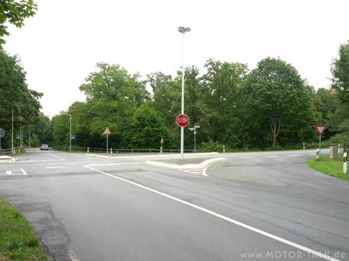 Sicht des roten Fahrzeugs