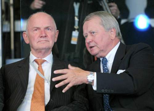 Piëch (l.) mit Wolfgang Porsche: Er gehört zu den Aufsichtsräten,die Piëch schon Monate vor Bekanntwerden des Skandals informiert habe, so die Aussage
