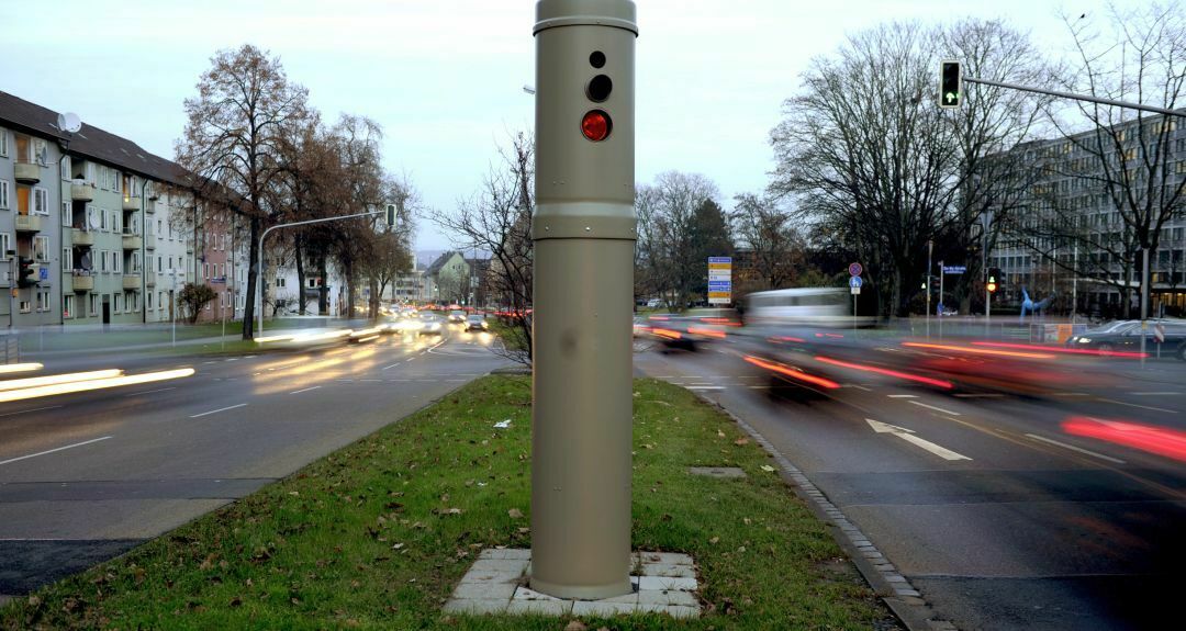 "Hoher Heimwerkerfaktor": Stationärer Blitzer in Kassel.