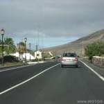 On the road, der Skoda voraus