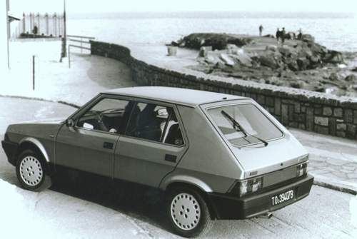 Im Fiat Ritmo 100S steckte ein 1,6-Liter-Vierzylinder-Benziner mit 105 PS